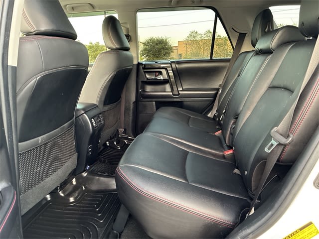 Thumbnail: 2019 Toyota 4Runner - 28