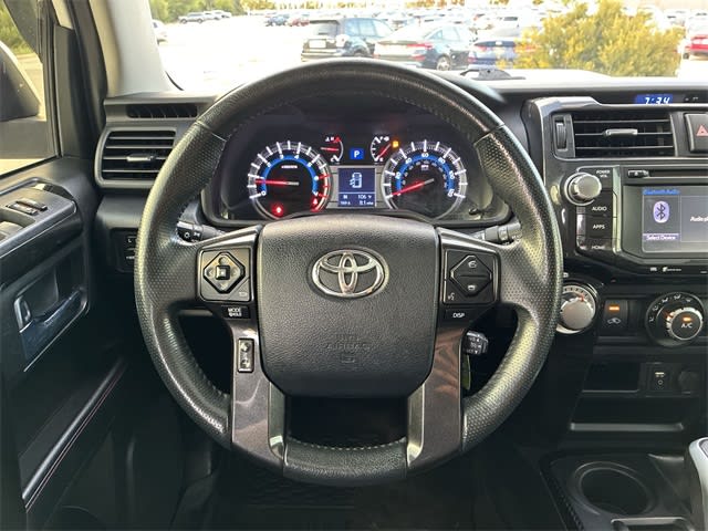 Thumbnail: 2019 Toyota 4Runner - 13