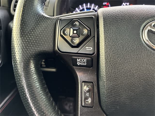 Thumbnail: 2019 Toyota 4Runner - 31