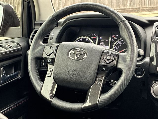 Thumbnail: 2020 Toyota 4Runner - 12
