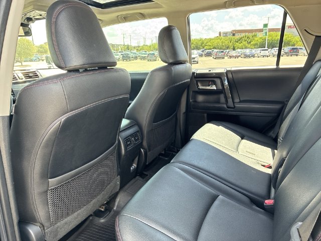 Thumbnail: 2021 Toyota 4Runner - 30