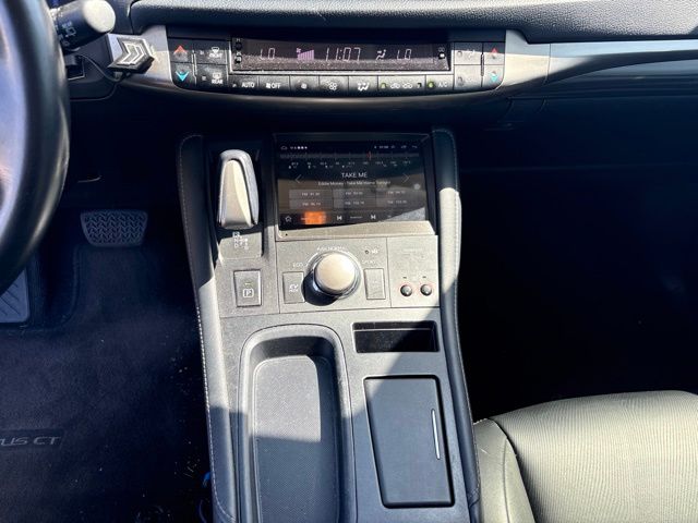 Thumbnail: 2016 Lexus CT - 21