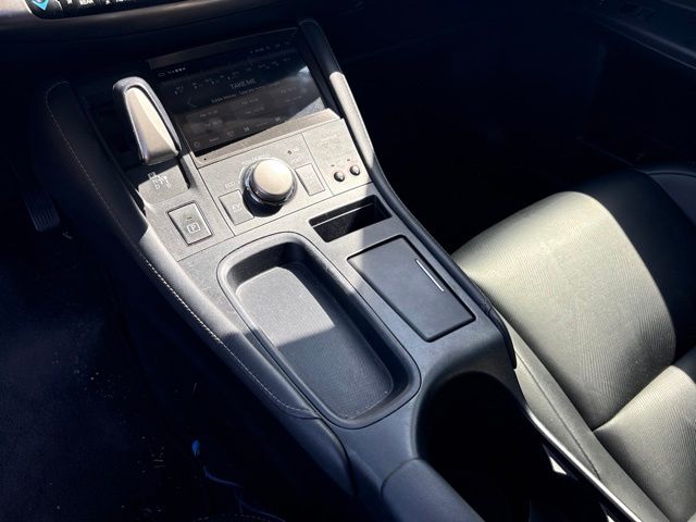 Thumbnail: 2016 Lexus CT - 20