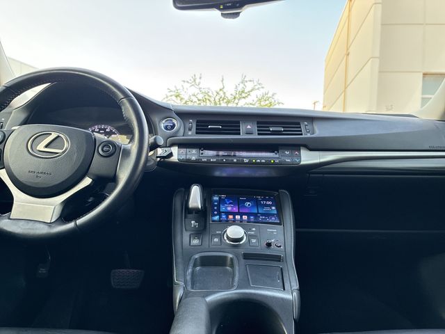 Thumbnail: 2016 Lexus CT - 14