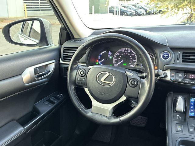 Thumbnail: 2016 Lexus CT - 13