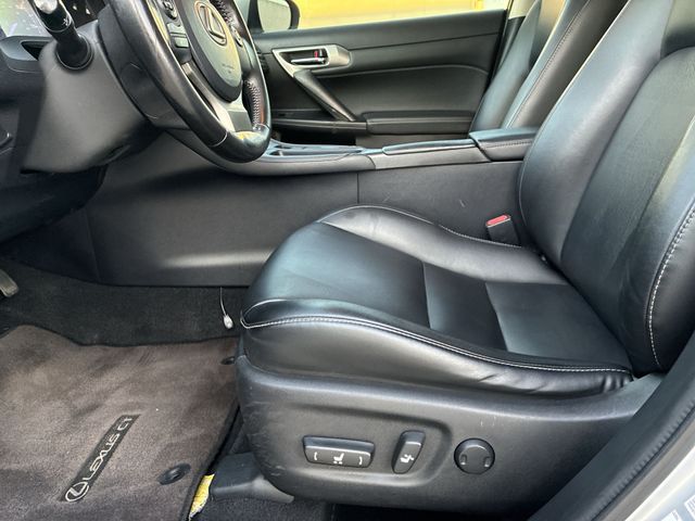 Thumbnail: 2016 Lexus CT - 27