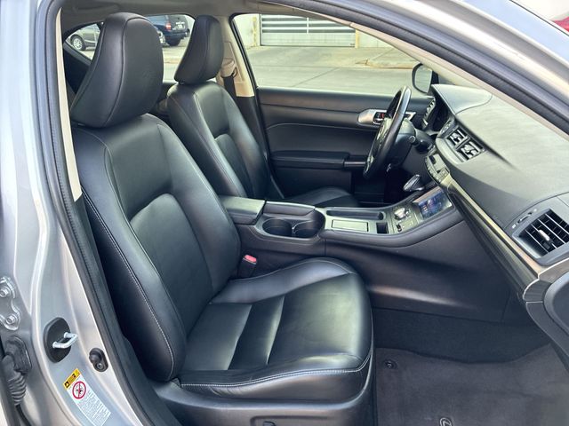 Thumbnail: 2016 Lexus CT - 11