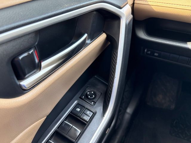 Thumbnail: 2019 Toyota RAV4 - 26