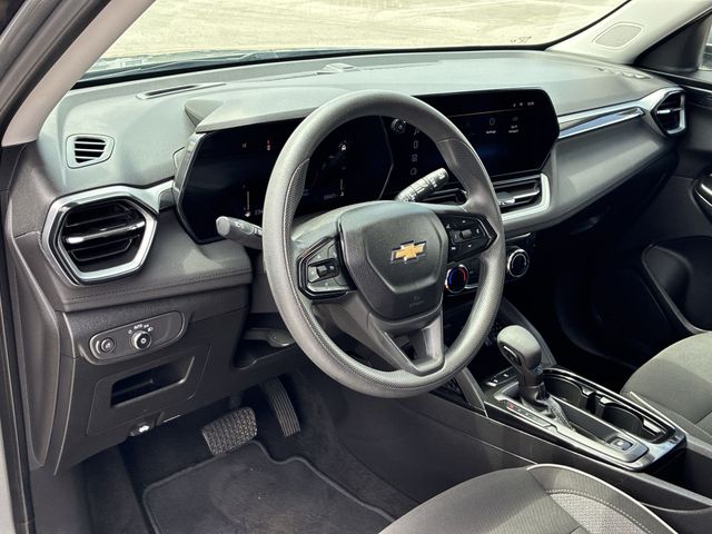 Thumbnail: 2024 Chevrolet TrailBlazer - 2