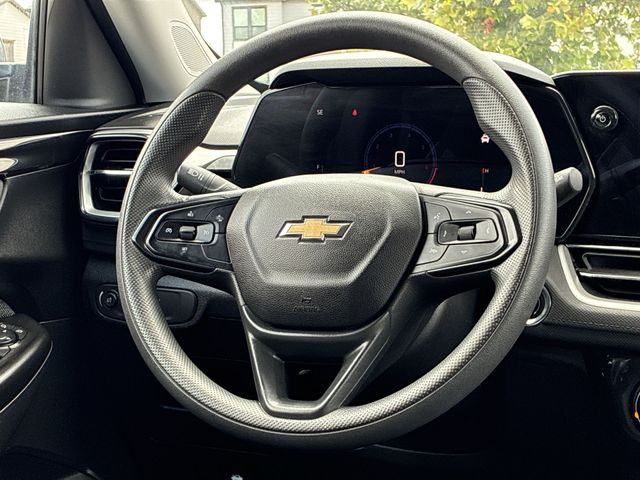 Thumbnail: 2024 Chevrolet TrailBlazer - 13