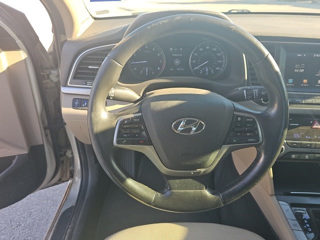 Thumbnail: 2017 Hyundai Elantra - 2