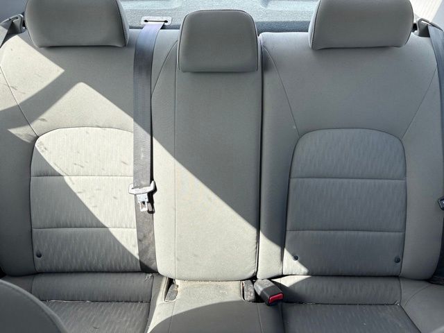 Thumbnail: 2016 Kia Forte - 10