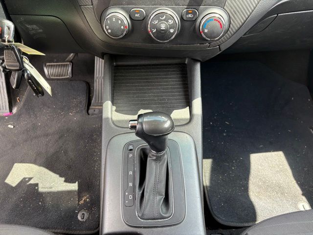Thumbnail: 2015 Kia Forte - 23