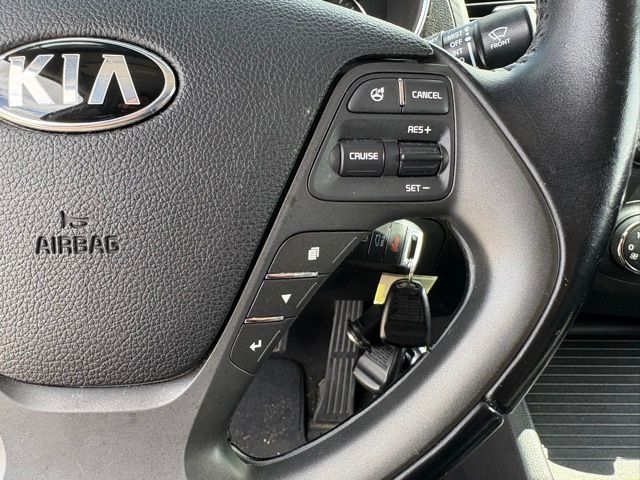 Thumbnail: 2015 Kia Forte - 20