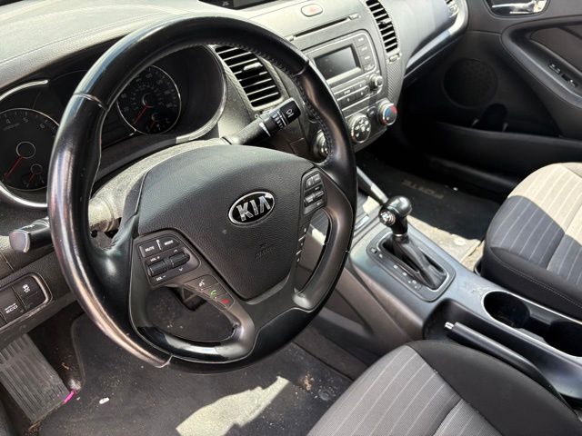 Thumbnail: 2015 Kia Forte - 2