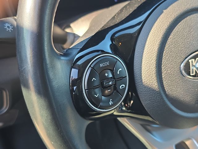 Thumbnail: 2020 Kia Soul - 31