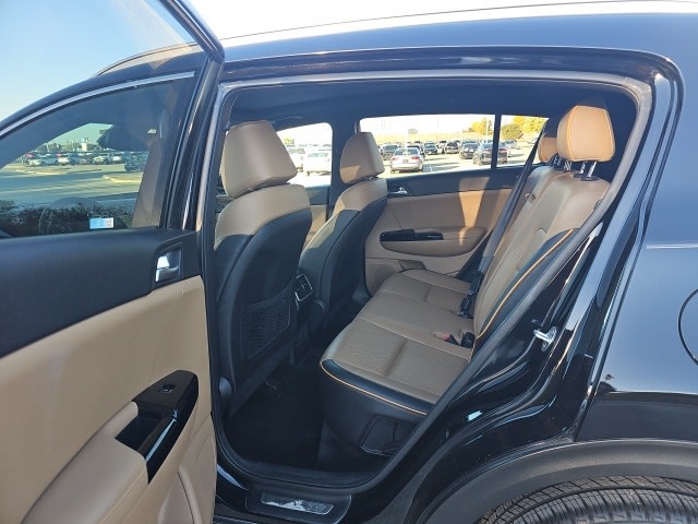 Thumbnail: 2017 Kia Sportage - 7