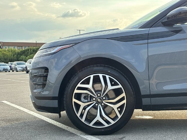 Thumbnail: 2023 Land Rover Range Rover Evoque - 7