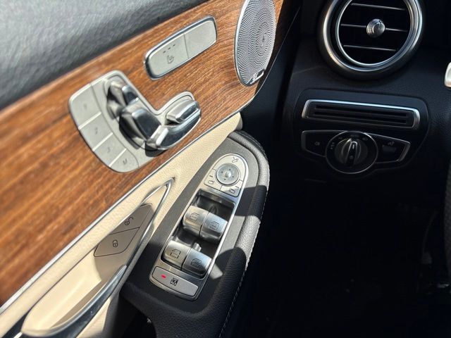 Thumbnail: 2021 Mercedes-Benz C-Class - 25