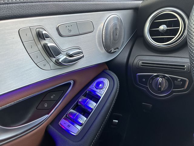 Thumbnail: 2022 Mercedes-Benz GLC - 41