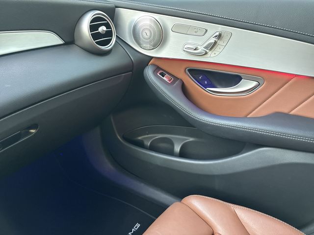 Thumbnail: 2022 Mercedes-Benz GLC - 37