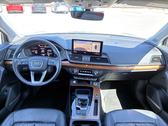 Thumbnail: 2023 Audi Q5 - 10