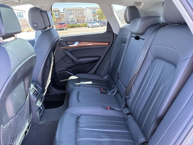 Thumbnail: 2023 Audi Q5 - 30