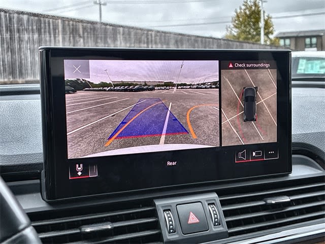 Thumbnail: 2023 Audi Q5 - 37