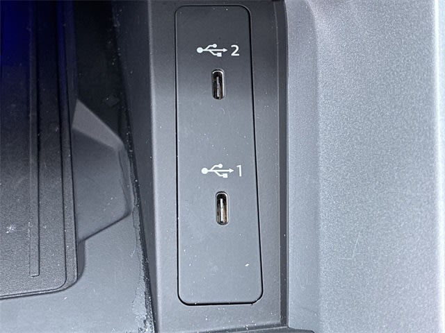 Thumbnail: 2023 Audi Q3 - 38