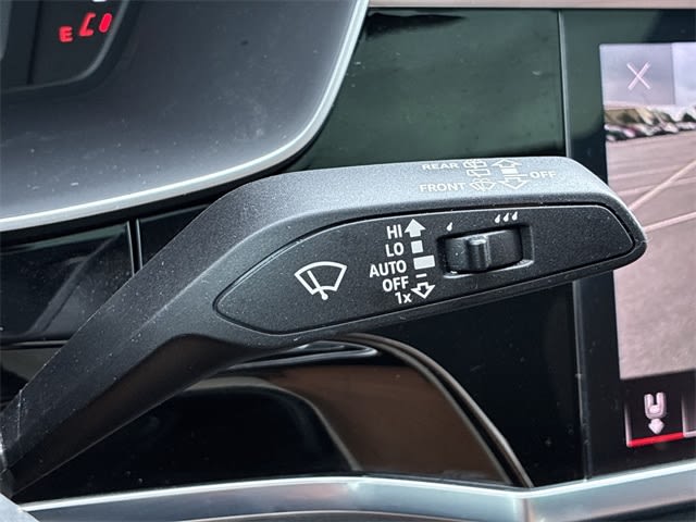 Thumbnail: 2023 Audi Q3 - 7