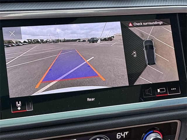 Thumbnail: 2023 Audi Q3 - 36