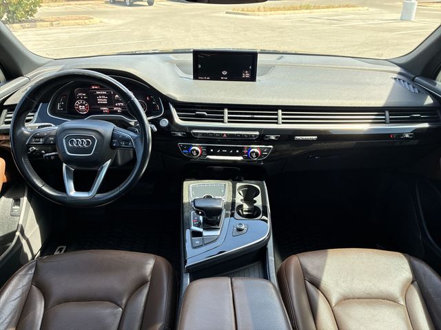 Thumbnail: 2017 Audi Q7 - 10
