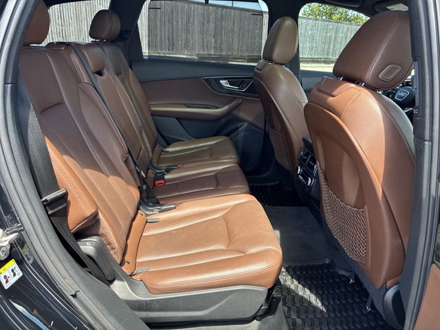 Thumbnail: 2017 Audi Q7 - 31