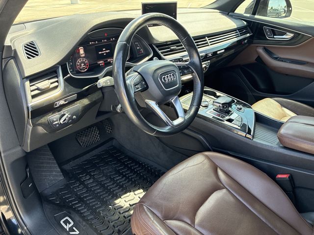 Thumbnail: 2017 Audi Q7 - 2