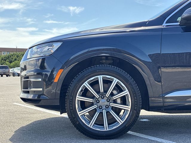 Thumbnail: 2017 Audi Q7 - 8