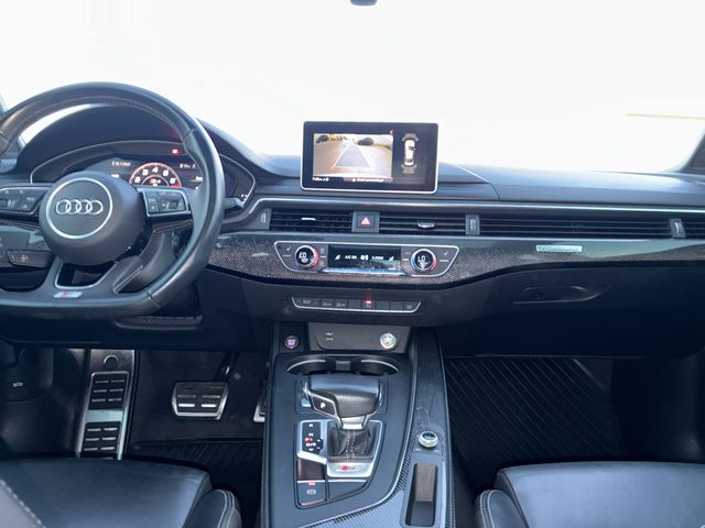 Thumbnail: 2019 Audi S4 - 14