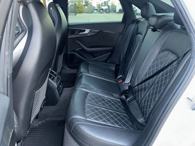 Thumbnail: 2019 Audi S4 - 12