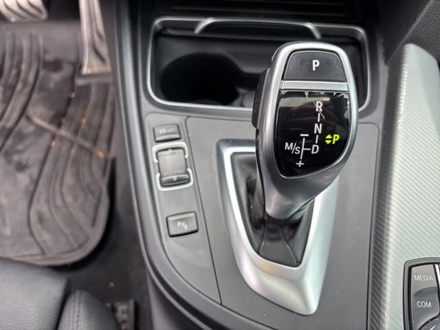 Thumbnail: 2018 BMW 3 Series - 23