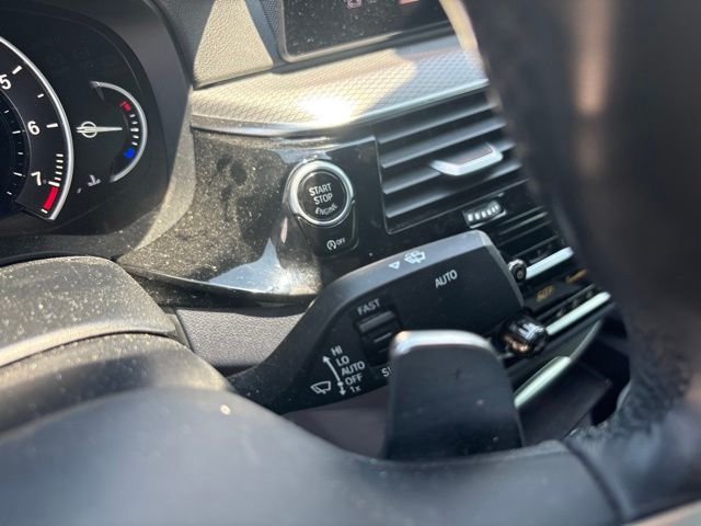 Thumbnail: 2019 BMW 5 Series - 22