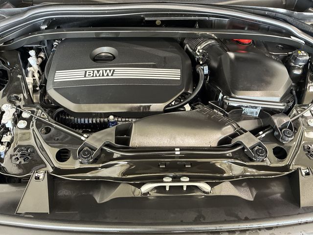 Thumbnail: 2026 BMW X1 - 8