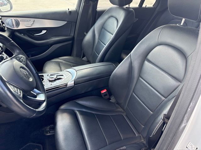 Thumbnail: 2019 Mercedes-Benz GLC - 9