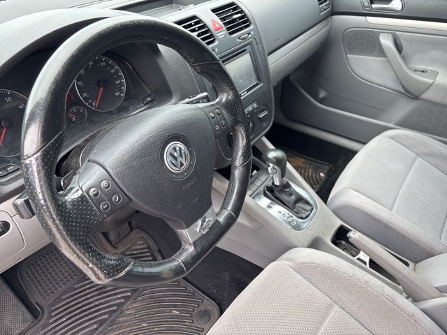 Thumbnail: 2007 Volkswagen Rabbit - 2