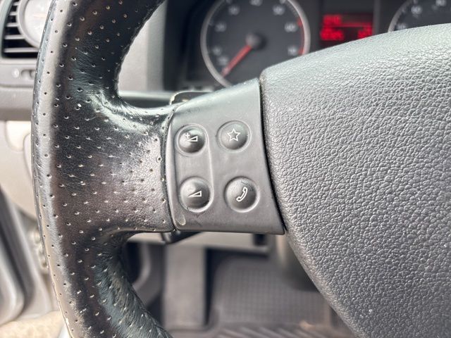 Thumbnail: 2007 Volkswagen Rabbit - 19