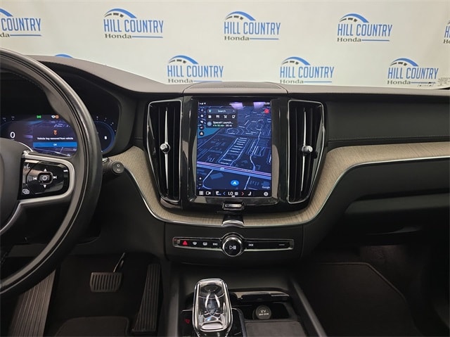 2022 Volvo XC60 B5 Inscription 15