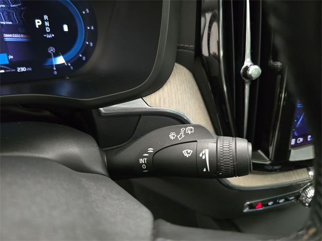 2022 Volvo XC60 B5 Inscription 17
