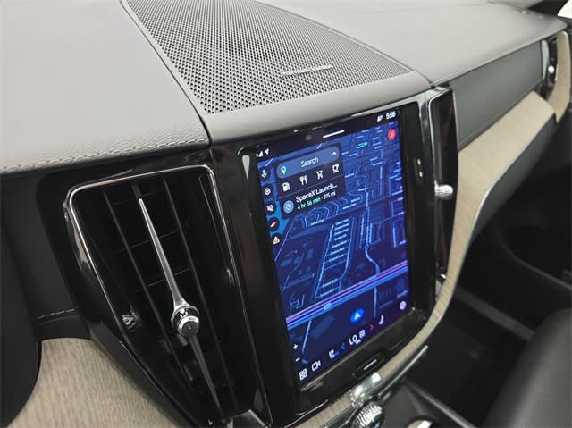 2022 Volvo XC60 B5 Inscription 35