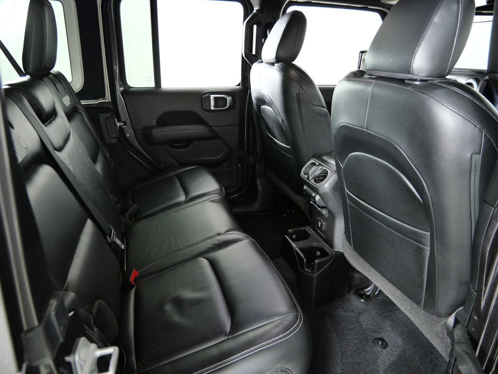 Thumbnail: 2020 Jeep Wrangler - 12