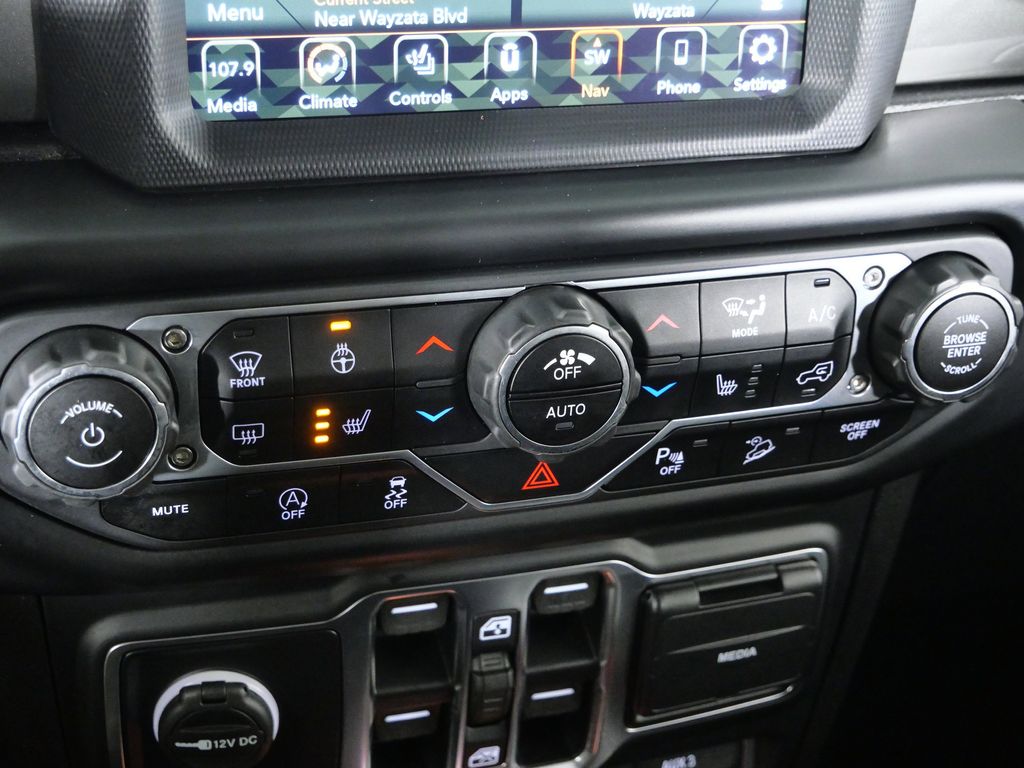 Thumbnail: 2020 Jeep Wrangler - 44