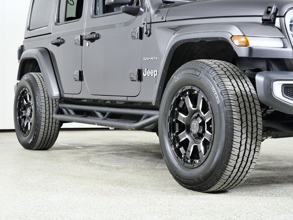 Thumbnail: 2020 Jeep Wrangler - 9
