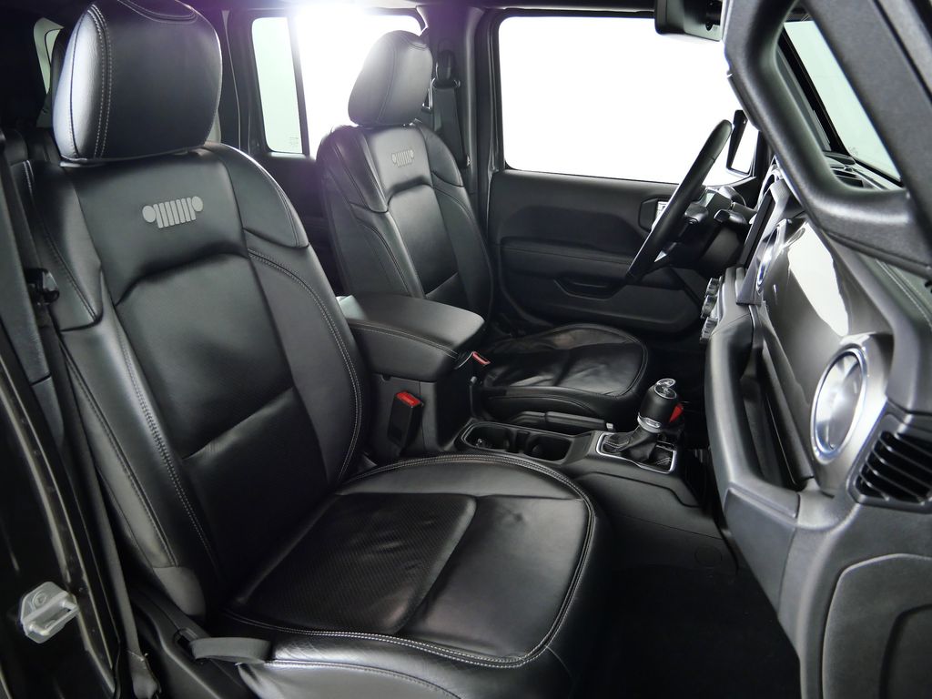 Thumbnail: 2020 Jeep Wrangler - 11